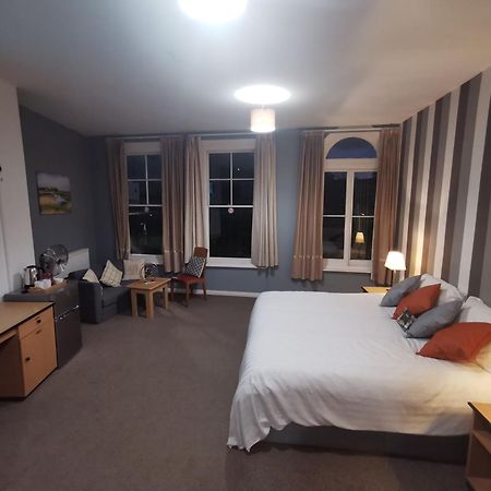 Aspire 860 Hotel Colchester Buitenkant foto