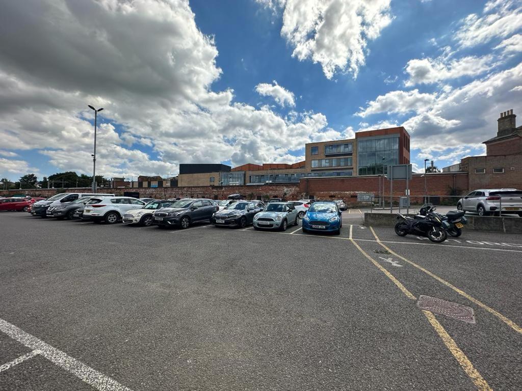 Aspire 860 Hotel Colchester Buitenkant foto